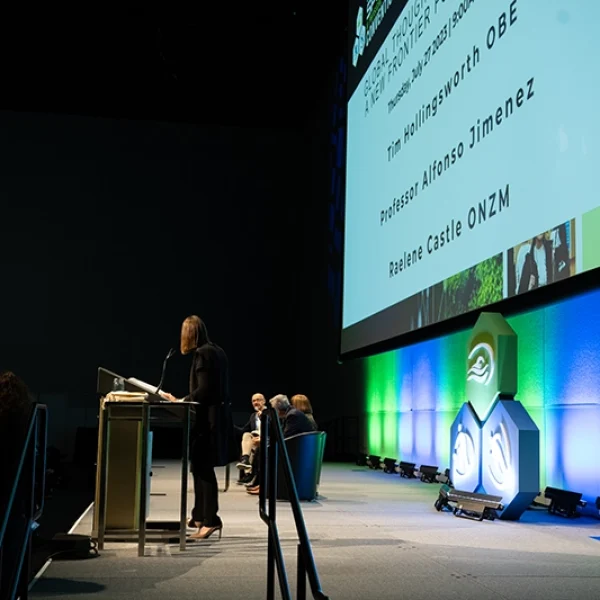©AvellinoM_NSPAC-Convention-D1-128